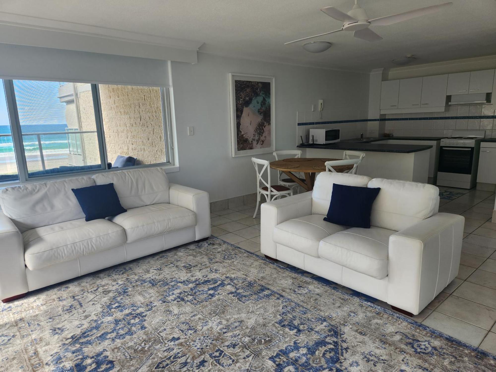 Pacific Surf Absolute Beachfront Apartments Gold Coast Buitenkant foto