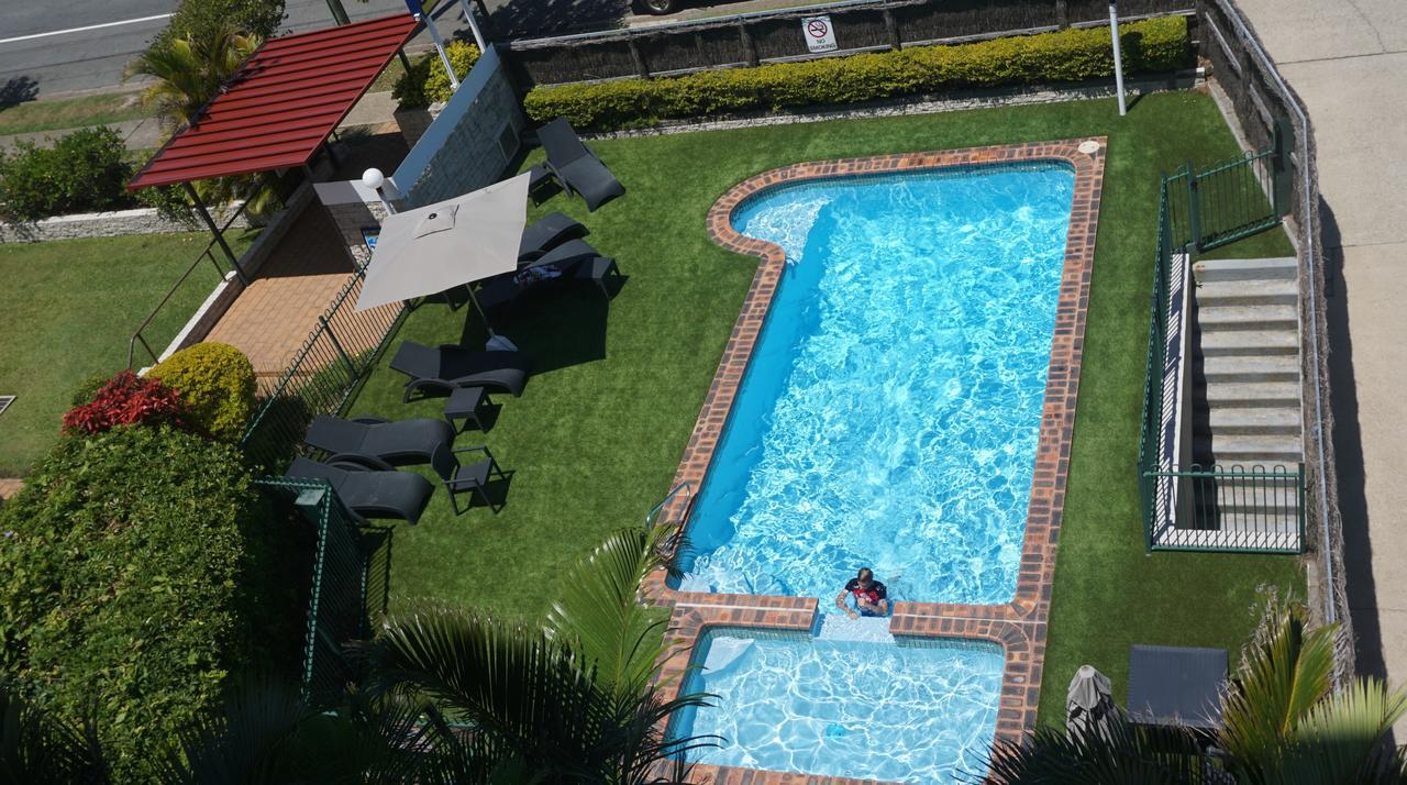 Pacific Surf Absolute Beachfront Apartments Gold Coast Buitenkant foto