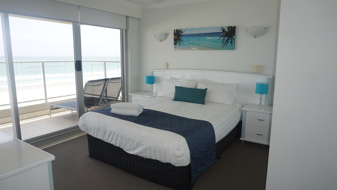Pacific Surf Absolute Beachfront Apartments Gold Coast Buitenkant foto
