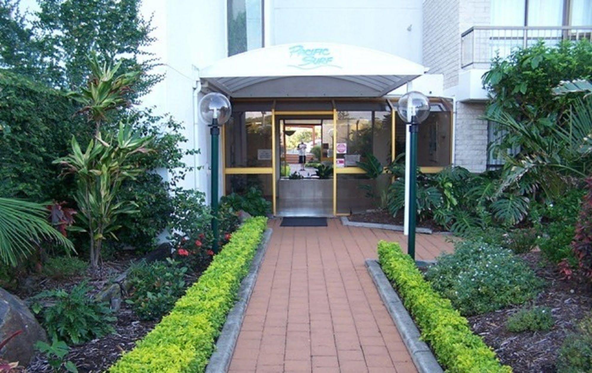 Pacific Surf Absolute Beachfront Apartments Gold Coast Buitenkant foto